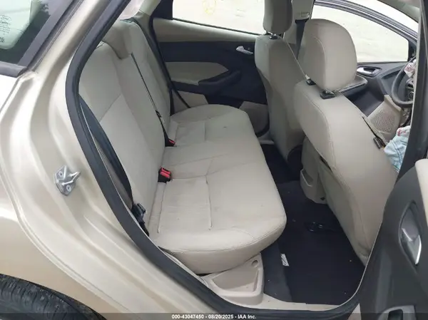 1FADP3F2XJL201014 2018 FORD FOCUS - Image 8
