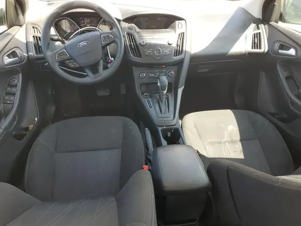 1FADP3F2XJL210019 2018 FORD FOCUS - Image 8