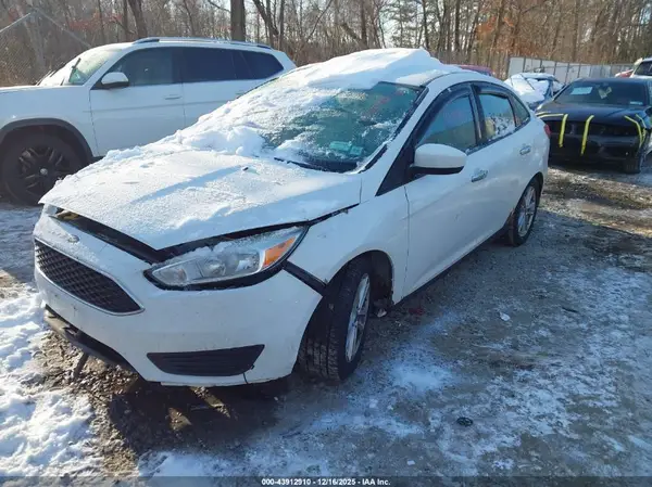 1FADP3F2XJL212482 2018 FORD FOCUS - Image 2