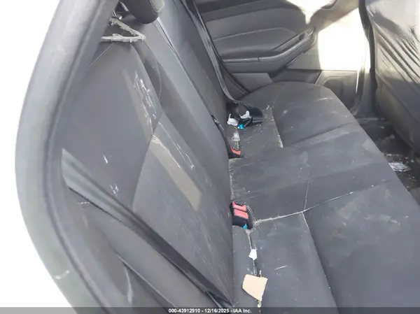 1FADP3F2XJL212482 2018 FORD FOCUS - Image 8