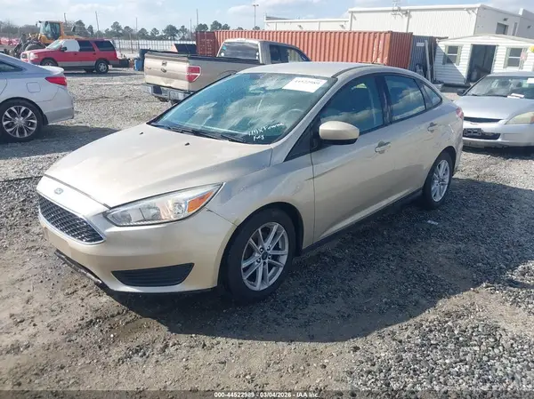 1FADP3F2XJL212787 2018 FORD FOCUS - Image 2