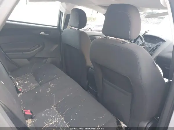 1FADP3F2XJL214149 2018 FORD FOCUS - Image 8