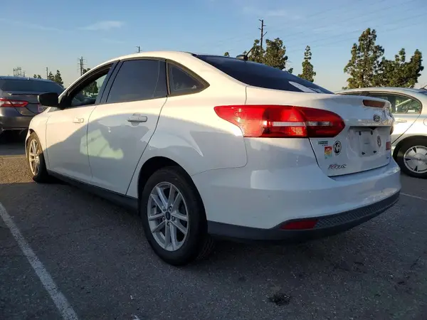 1FADP3F2XJL217763 2018 FORD FOCUS - Image 2