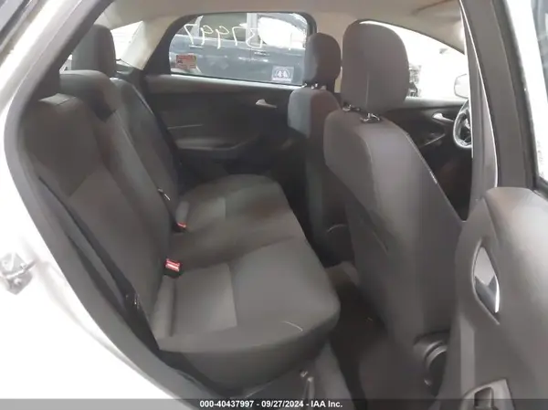 1FADP3F2XJL224745 2018 FORD FOCUS - Image 8