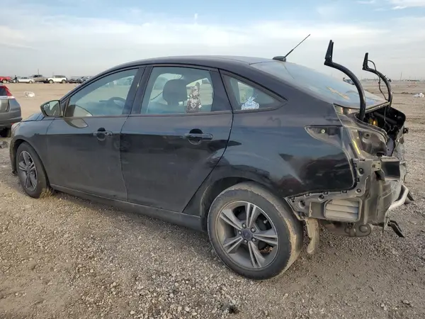 1FADP3F2XJL229332 2018 FORD FOCUS - Image 2