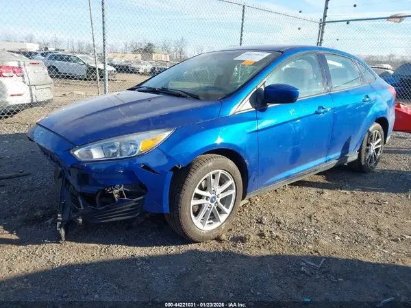 1FADP3F2XJL231646 2018 FORD FOCUS - Image 2