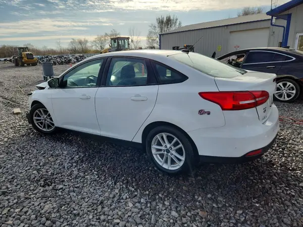 1FADP3F2XJL245871 2018 FORD FOCUS - Image 2