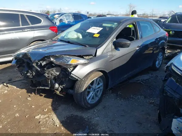 1FADP3F2XJL249113 2018 FORD FOCUS - Image 2