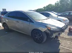 1FADP3F2XJL256188 2018 FORD FOCUS