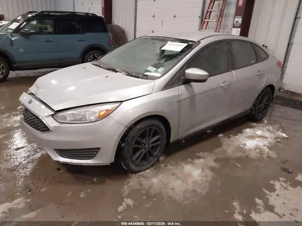 1FADP3F2XJL261973 2018 FORD FOCUS - Image 2