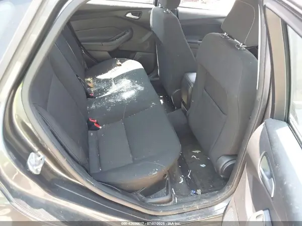1FADP3F2XJL265487 2018 FORD FOCUS - Image 8