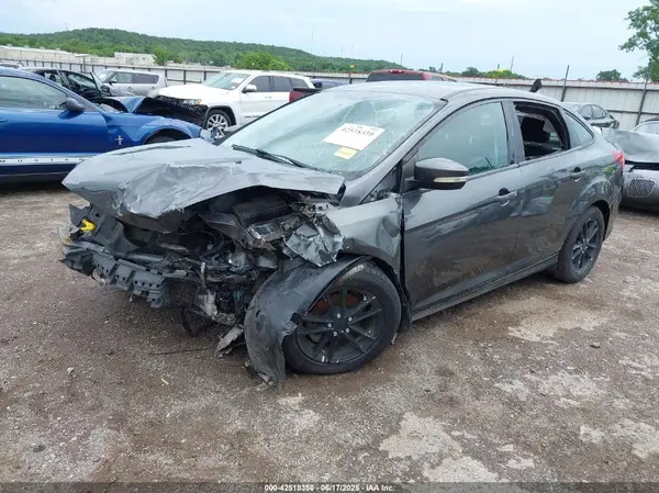 1FADP3F2XJL267269 2018 FORD FOCUS - Image 2