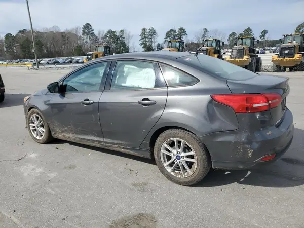 1FADP3F2XJL275761 2018 FORD FOCUS - Image 2