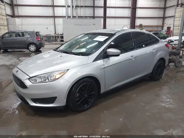 1FADP3F2XJL295346 2018 FORD FOCUS - Image 2