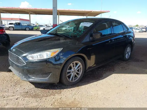 1FADP3F2XJL301162 2018 FORD FOCUS - Image 2