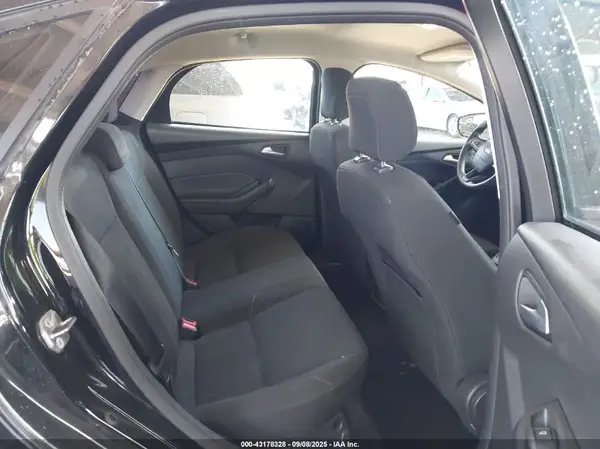 1FADP3F2XJL301162 2018 FORD FOCUS - Image 8