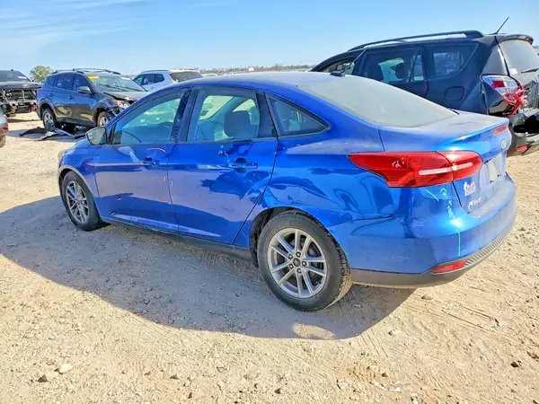 1FADP3F2XJL302635 2018 FORD FOCUS - Image 2