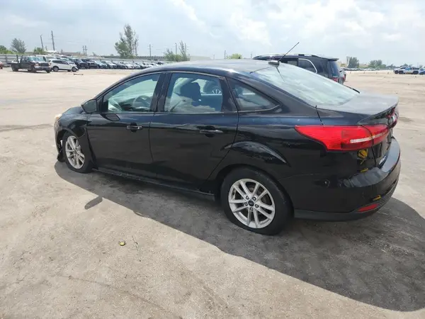 1FADP3F2XJL315949 2018 FORD FOCUS - Image 2