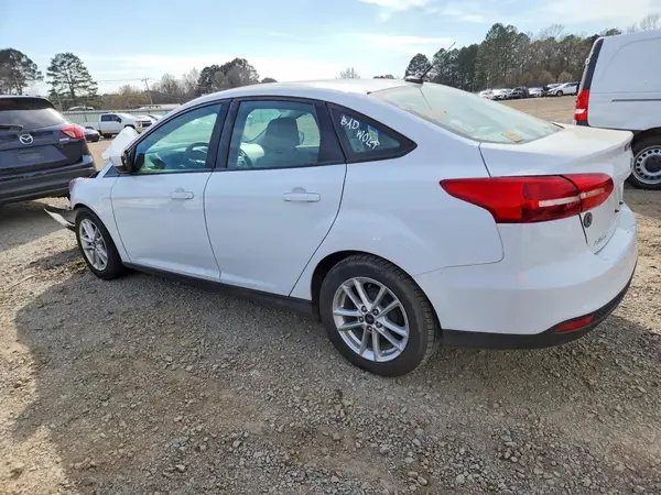 1FADP3F2XJL325073 2018 FORD FOCUS - Image 2