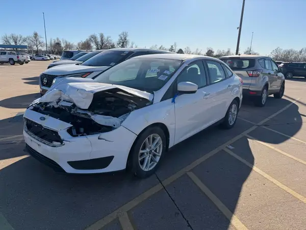 1FADP3F2XJL327521 2018 FORD FOCUS - Image 2
