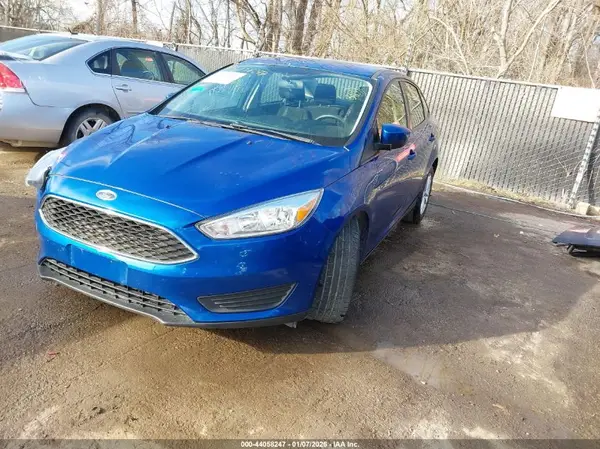1FADP3F2XJL327874 2018 FORD FOCUS - Image 2