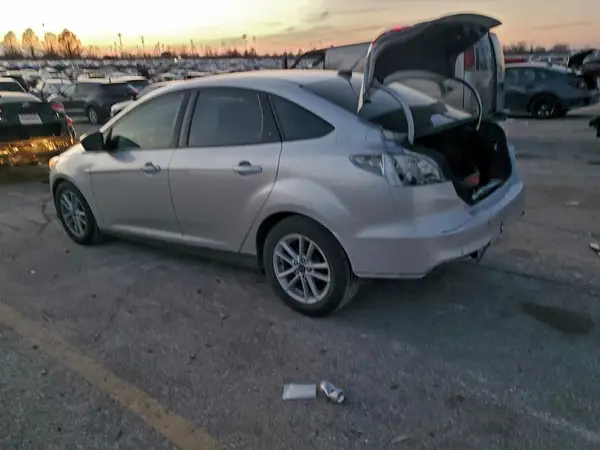 1FADP3F2XJL328586 2018 FORD FOCUS - Image 2