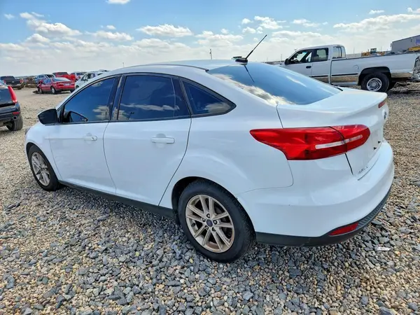 1FADP3F2XJL328913 2018 FORD FOCUS - Image 2