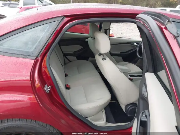 1FADP3FE0GL249172 2016 FORD FOCUS - Image 8