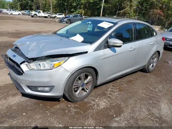 1FADP3FE0GL304865 2016 FORD FOCUS - Image 2