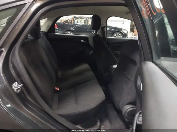 1FADP3FE0GL317874 2016 FORD FOCUS - Image 8