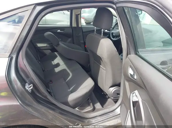 1FADP3FE0GL343682 2016 FORD FOCUS - Image 8