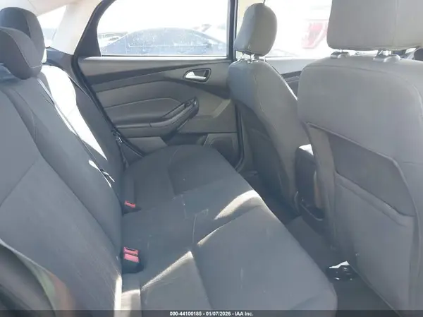 1FADP3FE0HL210499 2017 FORD FOCUS - Image 8
