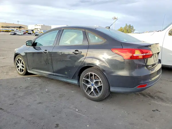 1FADP3FE0HL254843 2017 FORD FOCUS - Image 2
