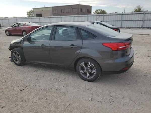 1FADP3FE0HL290063 2017 FORD FOCUS - Image 2