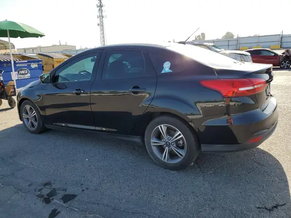 1FADP3FE0HL307928 2017 FORD FOCUS - Image 2