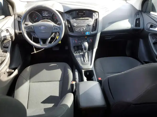 1FADP3FE0HL307928 2017 FORD FOCUS - Image 8