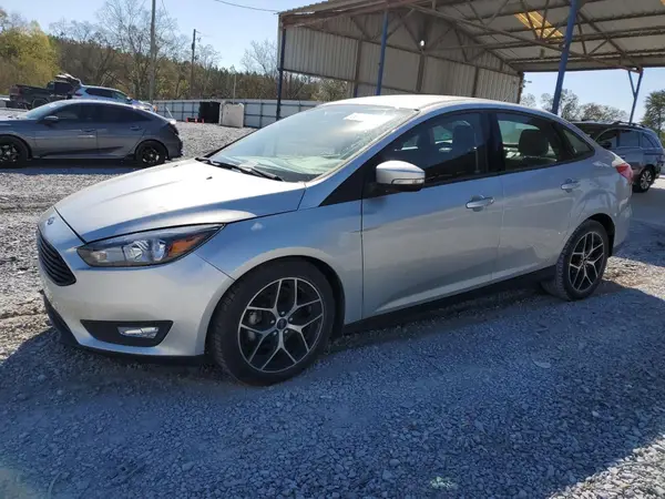 1FADP3FE0HL336863 2017 FORD FOCUS - Image 1