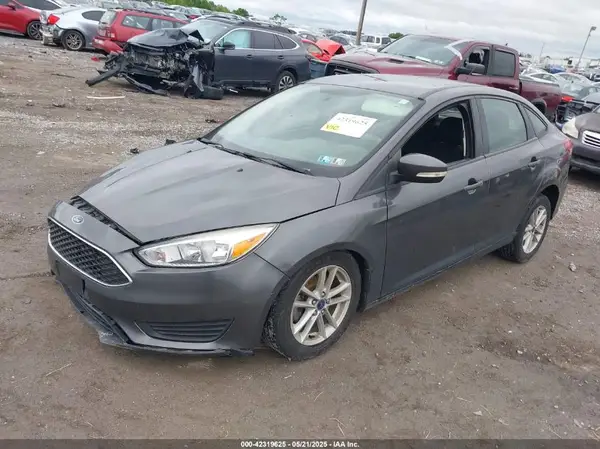 1FADP3FE0HL345451 2017 FORD FOCUS - Image 2