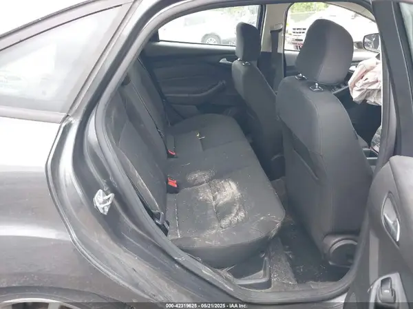 1FADP3FE0HL345451 2017 FORD FOCUS - Image 8