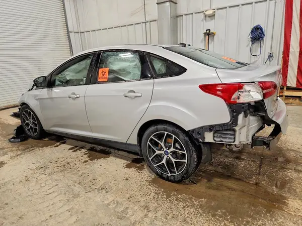 1FADP3FE0JL201338 2018 FORD FOCUS - Image 2