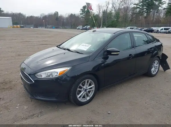 1FADP3FE0JL219242 2018 FORD FOCUS - Image 2