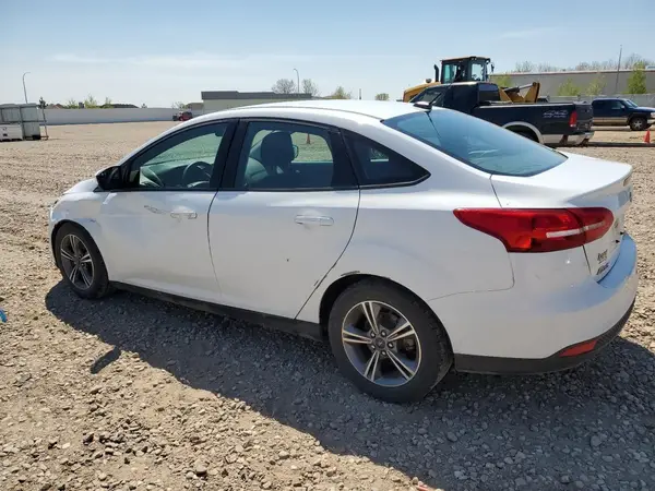 1FADP3FE0JL227146 2018 FORD FOCUS - Image 2