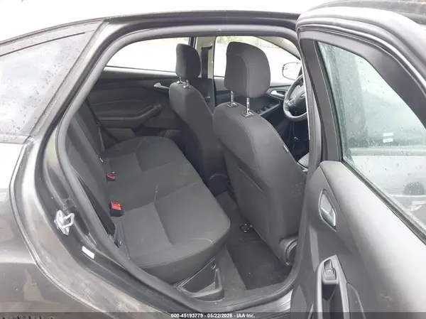 1FADP3FE0JL249583 2018 FORD FOCUS - Image 8