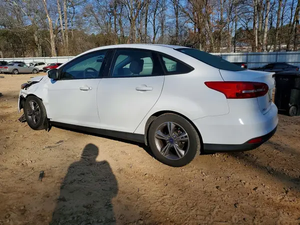 1FADP3FE0JL255223 2018 FORD FOCUS - Image 2