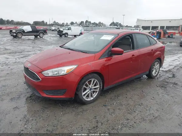 1FADP3FE0JL255688 2018 FORD FOCUS - Image 2