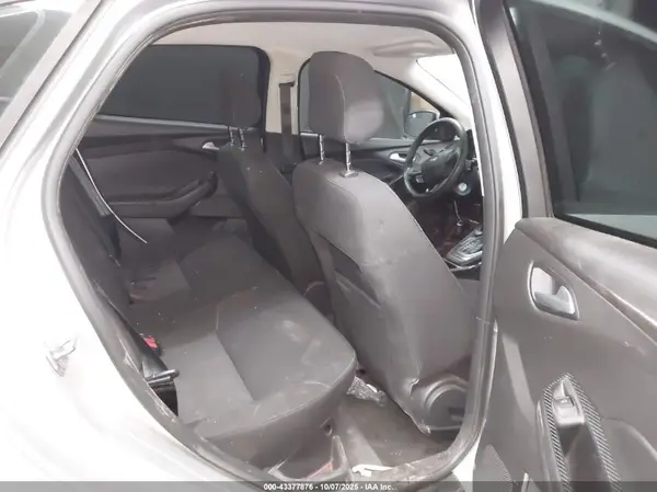 1FADP3FE0JL270854 2018 FORD FOCUS - Image 8