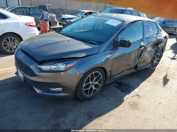 1FADP3FE0JL270966 2018 FORD FOCUS - Image 2