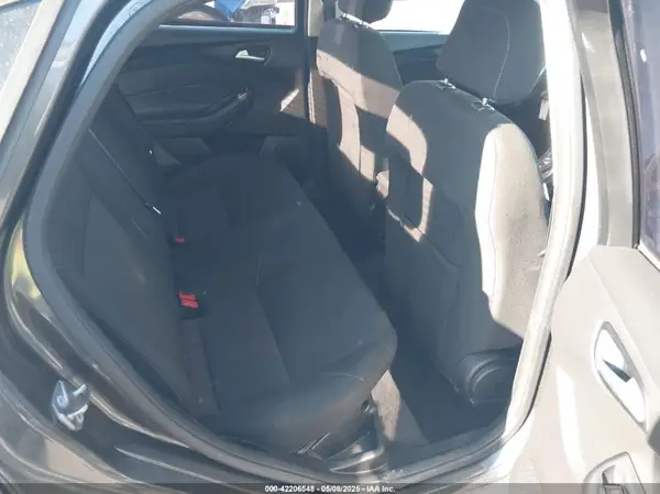 1FADP3FE0JL270966 2018 FORD FOCUS - Image 8