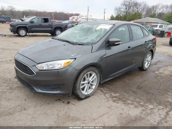 1FADP3FE0JL276184 2018 FORD FOCUS - Image 2