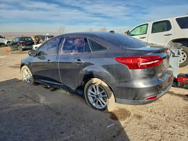 1FADP3FE0JL278422 2018 FORD FOCUS - Image 2